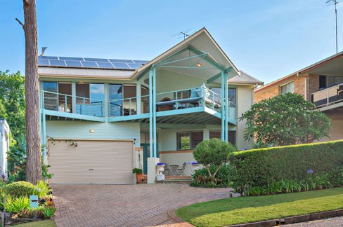 13 Fern Avenue, SOLDIERS POINT NSW 2317