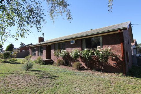 13 Hafey Court, EUREKA VIC 3350