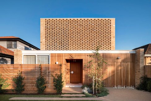 13 Hakatere Street Northcote 3070