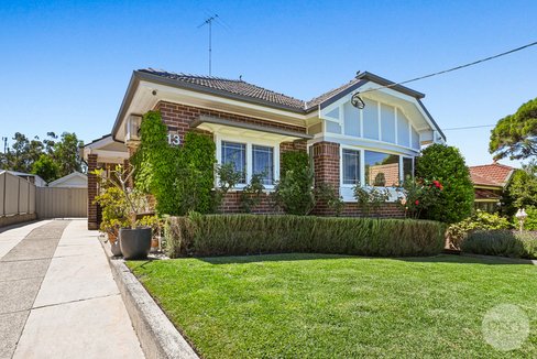 13 Hanigan Street, PENSHURST NSW 2222