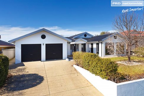 13 Hudson Drive, LLOYD NSW 2650