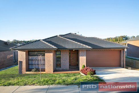 13 Illana Street, BROWN HILL VIC 3350