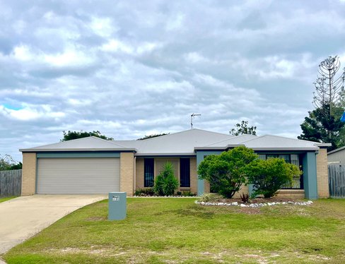 13 JEANA Close, BOYNE ISLAND