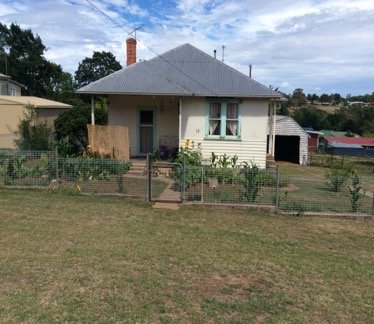 13 King St, TUMBARUMBA NSW 2653