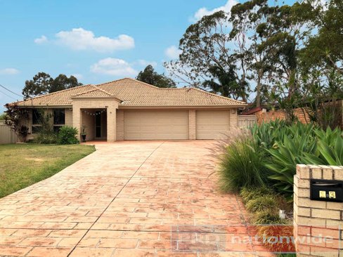 13 Kingston Avenue, PANANIA NSW 2213