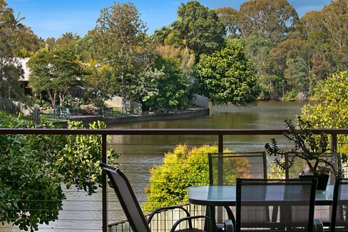 13 Kolora Way, OCEAN SHORES NSW 2483