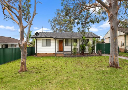 13 Kurrawa Crescent, KOONAWARRA NSW 2530