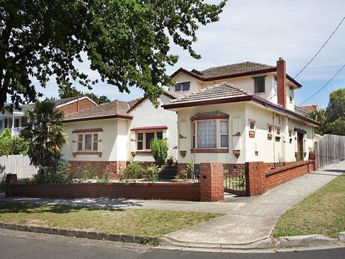 13 Lightfoot Street Mont Albert 3127