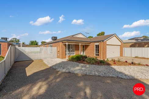 13 Lorikeet Avenue, EPSOM VIC 3551