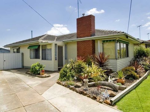 13 Lucas Street Newcomb 3219