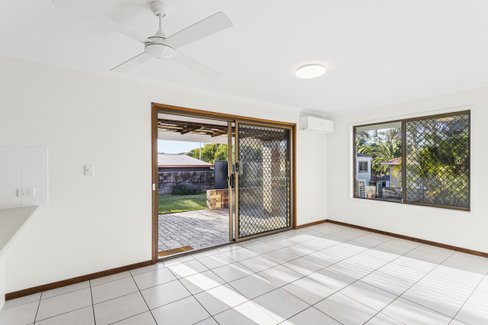 13 Lutana Avenue, Miami QLD 4220