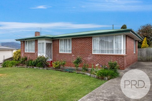 13 Malabar Road, CLAREMONT TAS 7011