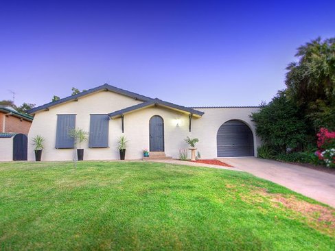 13 Malumba Crescent, KOORINGAL NSW 2650