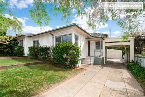 13 Marconi Street, KOORINGAL NSW 2650