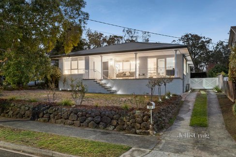 13 Neuparth Road Croydon North 3136