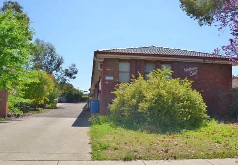 1/3 Nordlingen Drive, TOLLAND NSW 2650