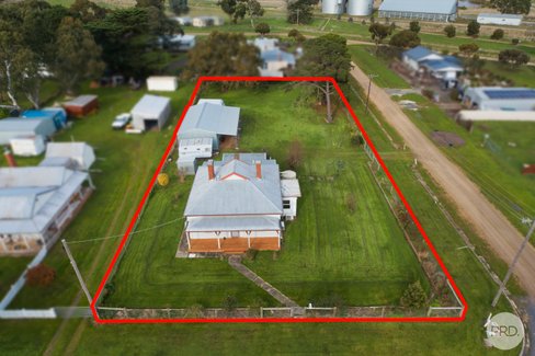 13 Osborne Street, SKIPTON VIC 3361