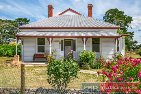 13 Osborne Street, SKIPTON VIC 3361