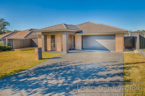 13 Osprey Crescent, EAST MAITLAND NSW 2323