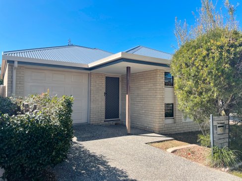 13 Peppertree Crescent ANDERGROVE