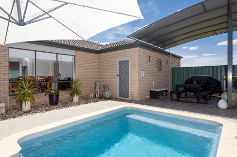 13 Quandong Place, FOREST HILL NSW 2651