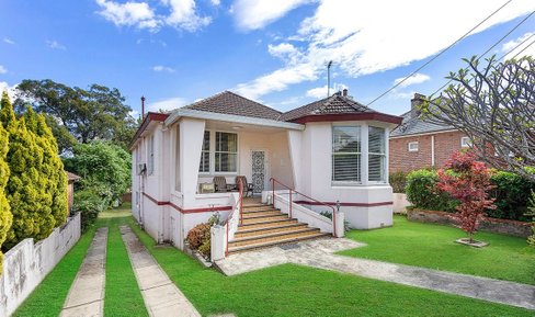 13 Queens Road, CONNELLS POINT NSW 2221
