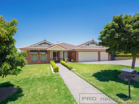 13 Ribbonwood Close, LARGS NSW 2320