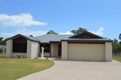13 RONPEN Close, TANNUM SANDS QLD 4680