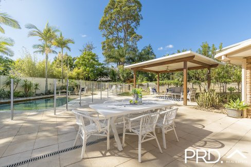 13 St Ives Drive, ROBINA QLD 4226
