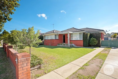 13 Stapley Street, KINGSWOOD NSW 2747