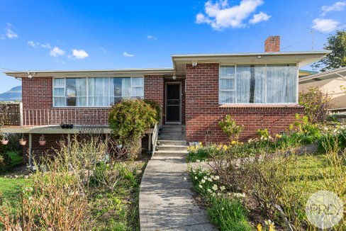 13 Teering Road, BERRIEDALE TAS 7011