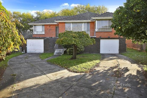 13 Towers Road Lilydale 3140