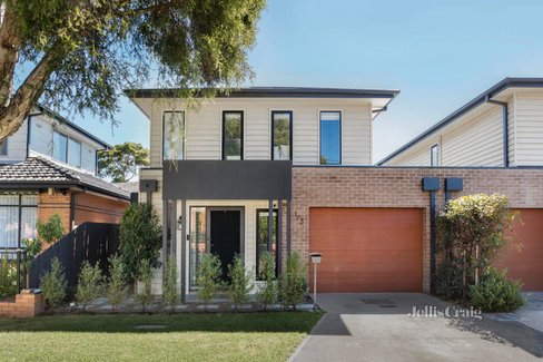 1 3 Turnbull Court Brunswick West 3055