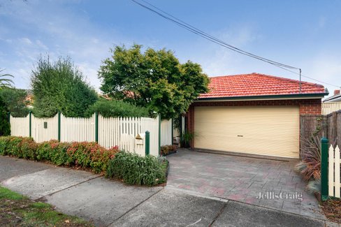1 3 Watsons Road Glen Waverley 3150