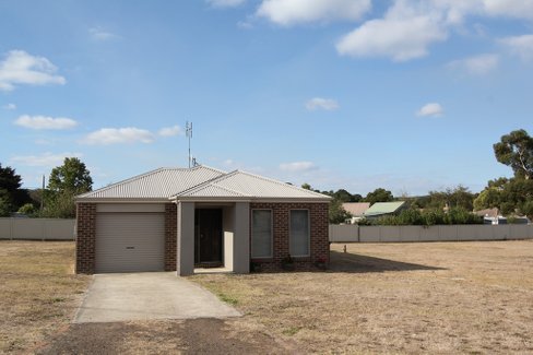 13 Waverley Street, LINTON VIC 3360