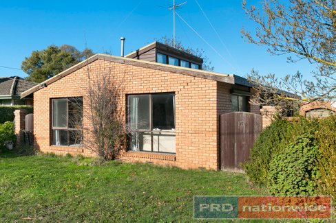 13 Whitelaw Avenue, DELACOMBE VIC 3356