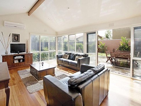 13 Windsor Crescent Surrey Hills 3127