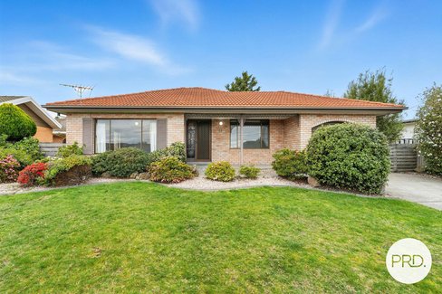 13 Woodleigh Drive, OAKDOWNS