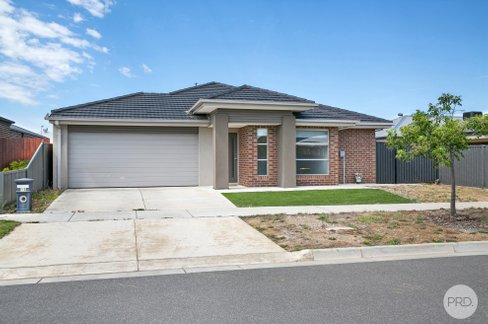 13 Zircon Street, ALFREDTON VIC 3350