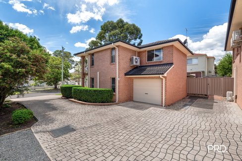 1/30 Robert Street, PENRITH NSW 2750
