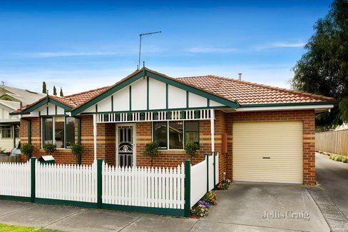 1/31 Holberg Street Moonee Ponds 3039