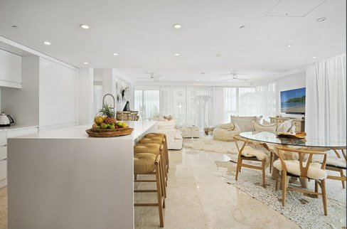 13/106 The Esplanade, Burleigh Heads QLD 4220