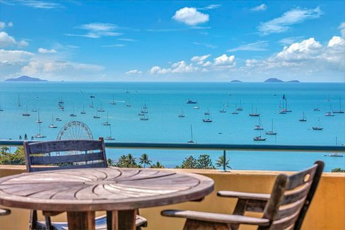 13/12-14 Golden Orchid Drive, AIRLIE BEACH QLD 4802