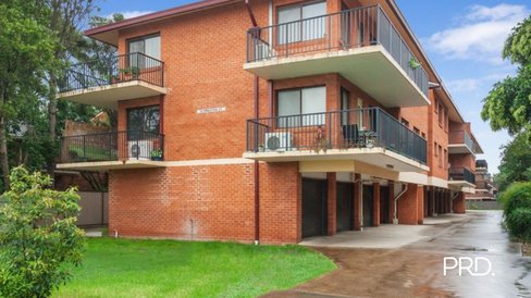 13/15 Preston St, Jamisontown NSW 2750