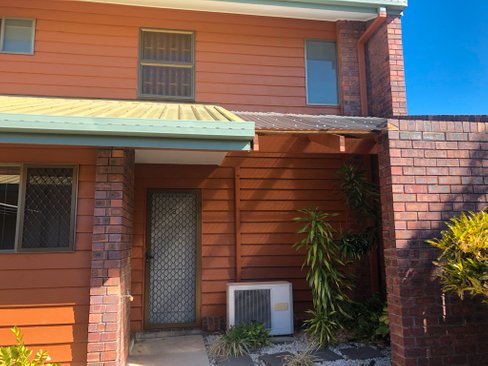 13/15 Roberts Street, SOUTH GLADSTONE QLD 4680