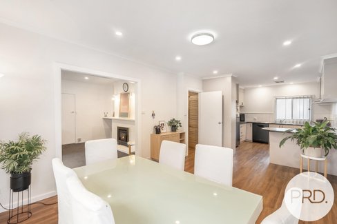 132 Gordons Hill Road, LINDISFARNE TAS 7015