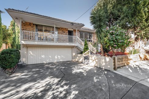 1 32 Stephensons Road Mount Waverley 3149
