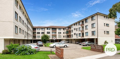 13/22 Remembrance Avenue, WARWICK FARM