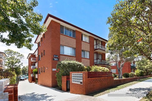 13/26 Nelson Street, PENSHURST NSW 2222