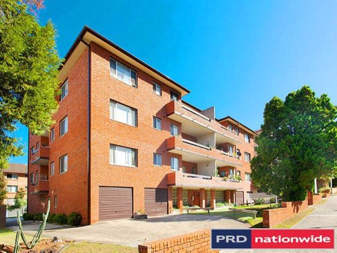 13/29-33 Robertson Street, KOGARAH NSW 2217